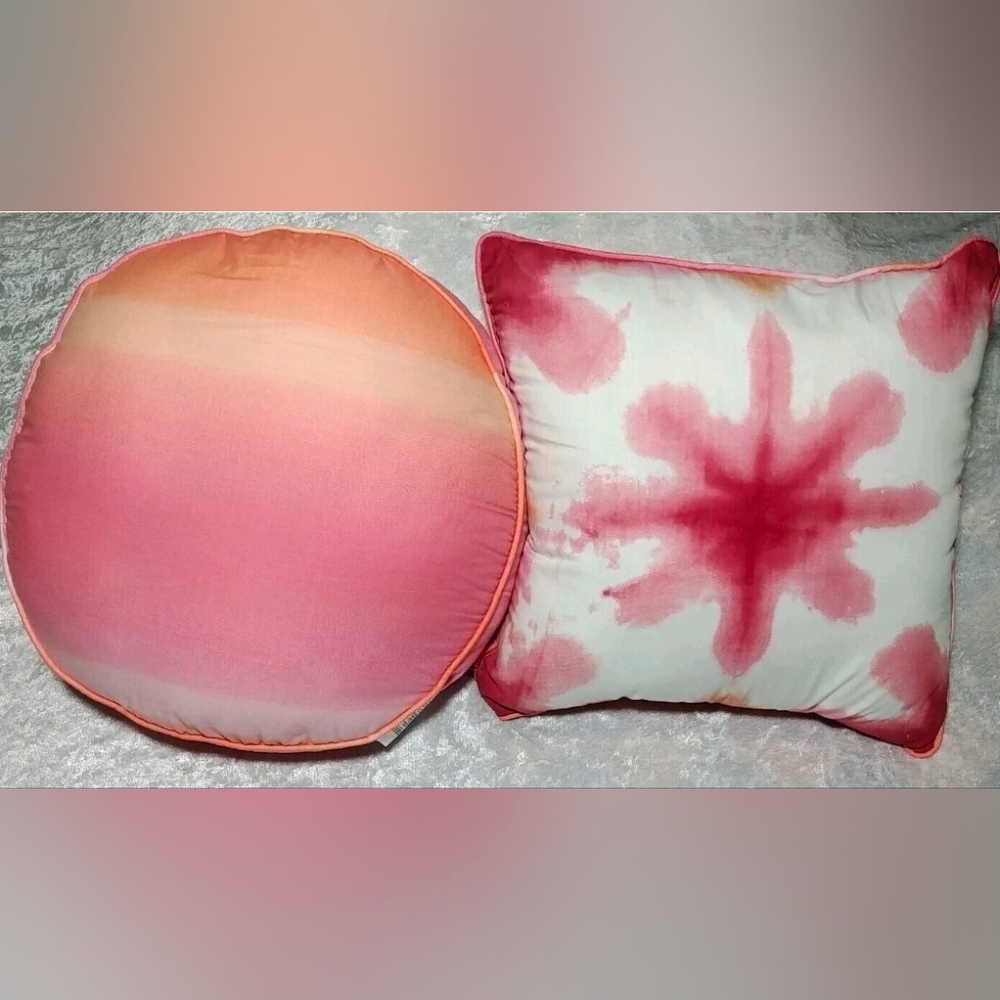 Y2K Two Dan River Throw Pillows Tie dye Reversable, Pink-Orange Round,Square 14" - Picture 4 of 7